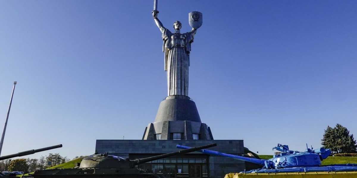Вассерман ответил Зеленскому на снос памятника Екатерине II: Одесса будет освобождена, монумент восстановлен