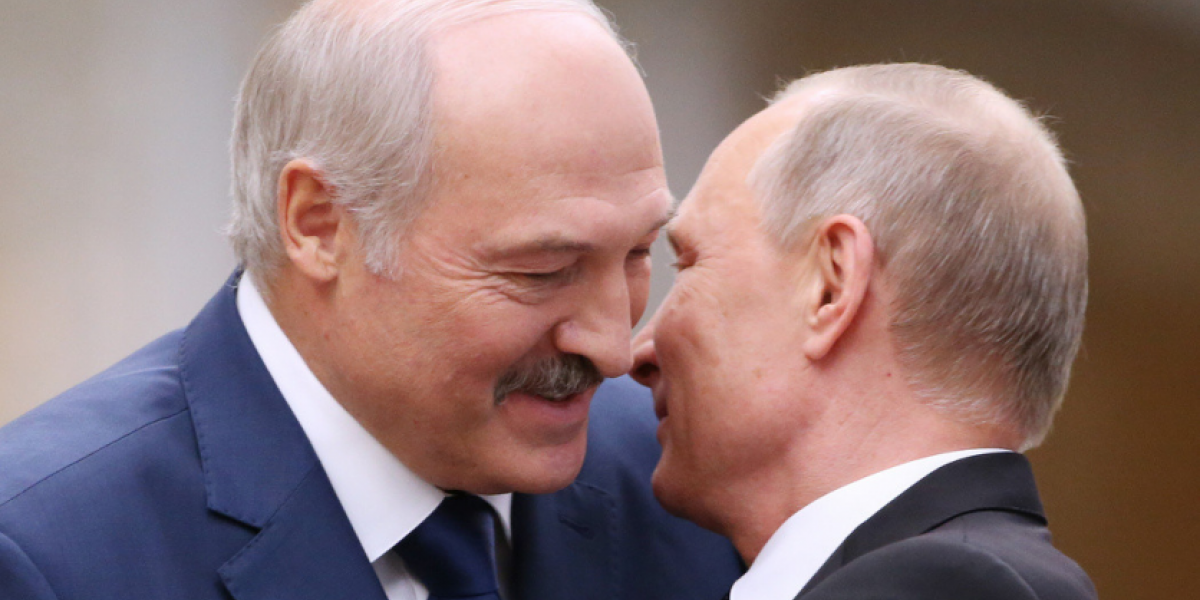 Лукашенко намерен получить компенсацию с России