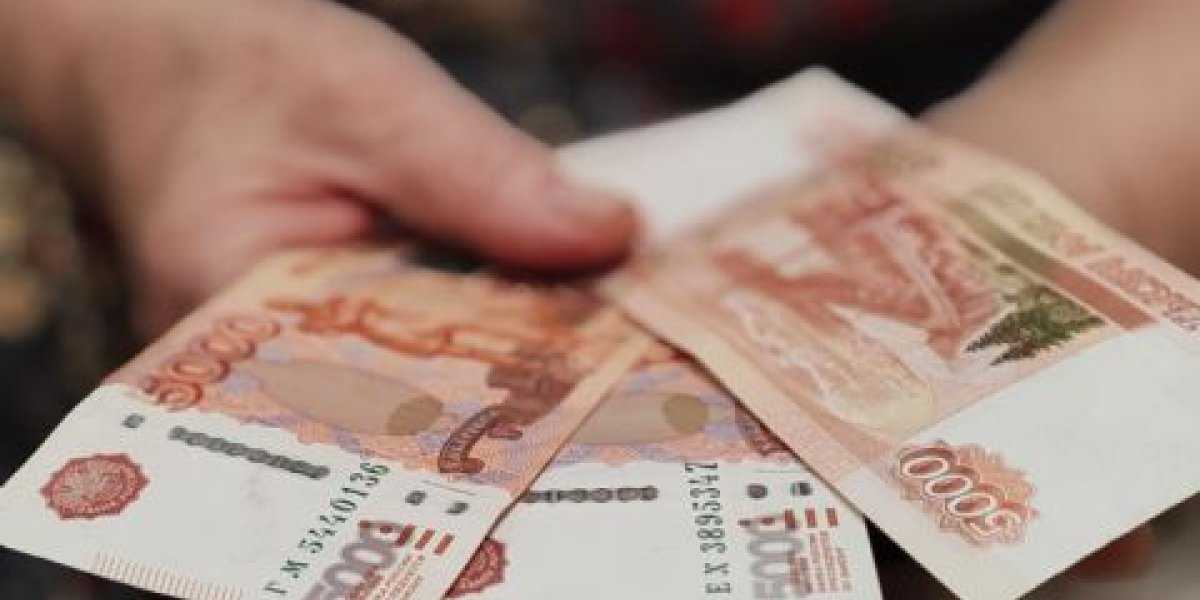 Наличные под подушкой: эксперт назвала главные ошибки при создании финансовой подушки