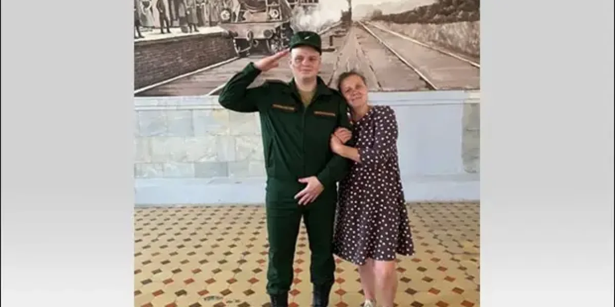 «Погиб не в бою». Вдове и матери десятерых детей чиновники платить не хотят. И Орден Мужества не помогает