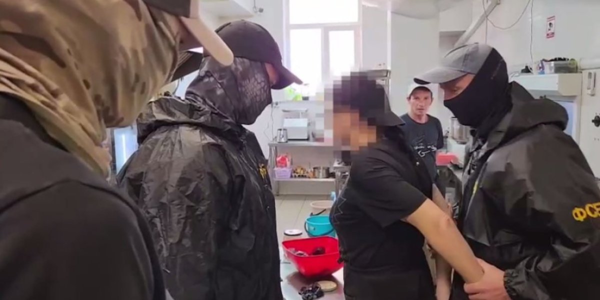 Засада на русских моряков в самом тылу: Повариха в купальнике оказалась страшнее Storm Shadow