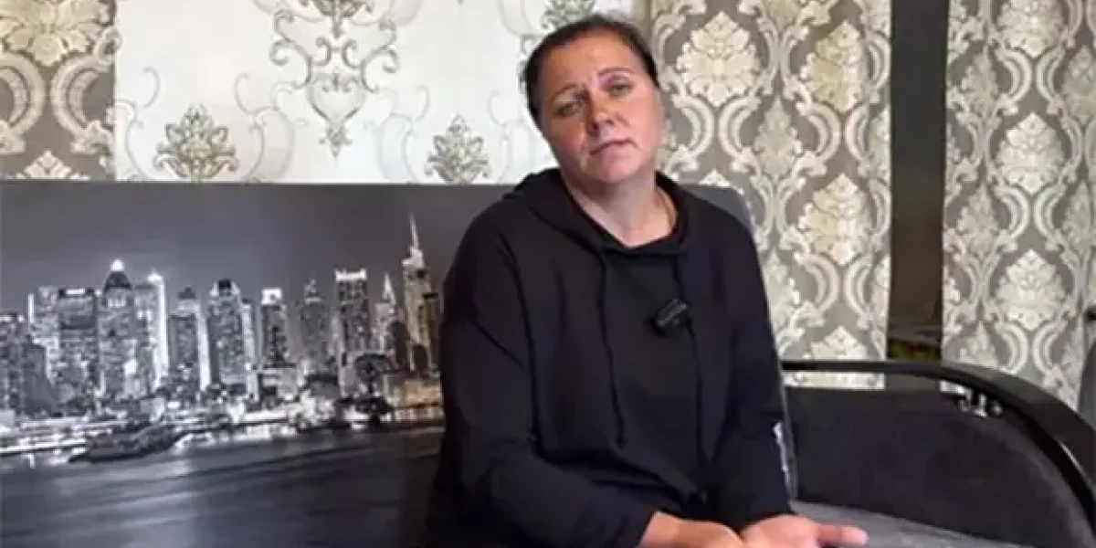 «Погиб не в бою». Вдове и матери десятерых детей чиновники платить не хотят. И Орден Мужества не помогает