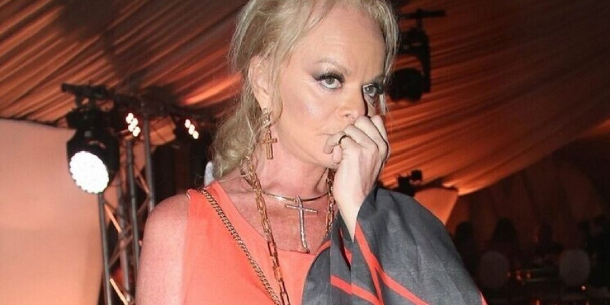 У Долиной возникли неприятности и с загородным имением помимо проблем с квартирой У Долиной возникли неприятности и с загородным имением помимо проблем с квартирой