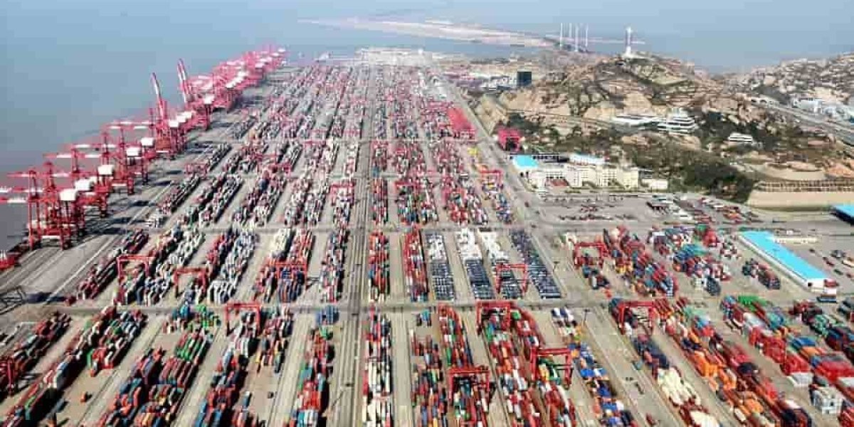 Им осталось совсем немного времени, чтобы захватить последние свободные порты и поставить весь мир под контроль Им осталось совсем немного времени, чтобы захватить последние свободные порты и поставить весь мир под контроль