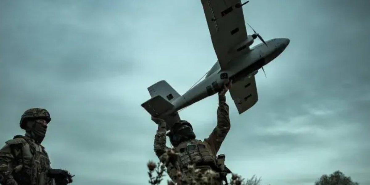 «Тогда Зеленского нужно сажать»: почему Трамп «не верит» в атаку на резиденцию Путина «Тогда Зеленского нужно сажать»: почему Трамп «не верит» в атаку на резиденцию Путина