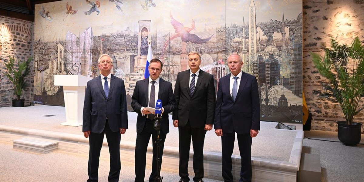 «Театр» или финал: почему оценки завершения СВО в 2026 году кардинально расходятся «Театр» или финал: почему оценки завершения СВО в 2026 году кардинально расходятся