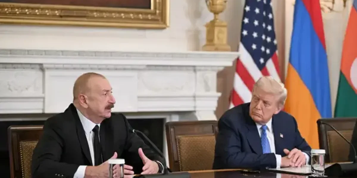 СМИ Баку: «Россия превратилась в тирана. СНГ — это реликвия 90-х, выходим оттуда!» СМИ Баку: «Россия превратилась в тирана. СНГ — это реликвия 90-х, выходим оттуда!»