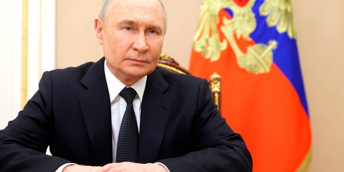 «Вор должен сидеть, но есть нюансы»: Путин призвал судей не сажать бизнесменов по пустякам «Вор должен сидеть, но есть нюансы»: Путин призвал судей не сажать бизнесменов по пустякам