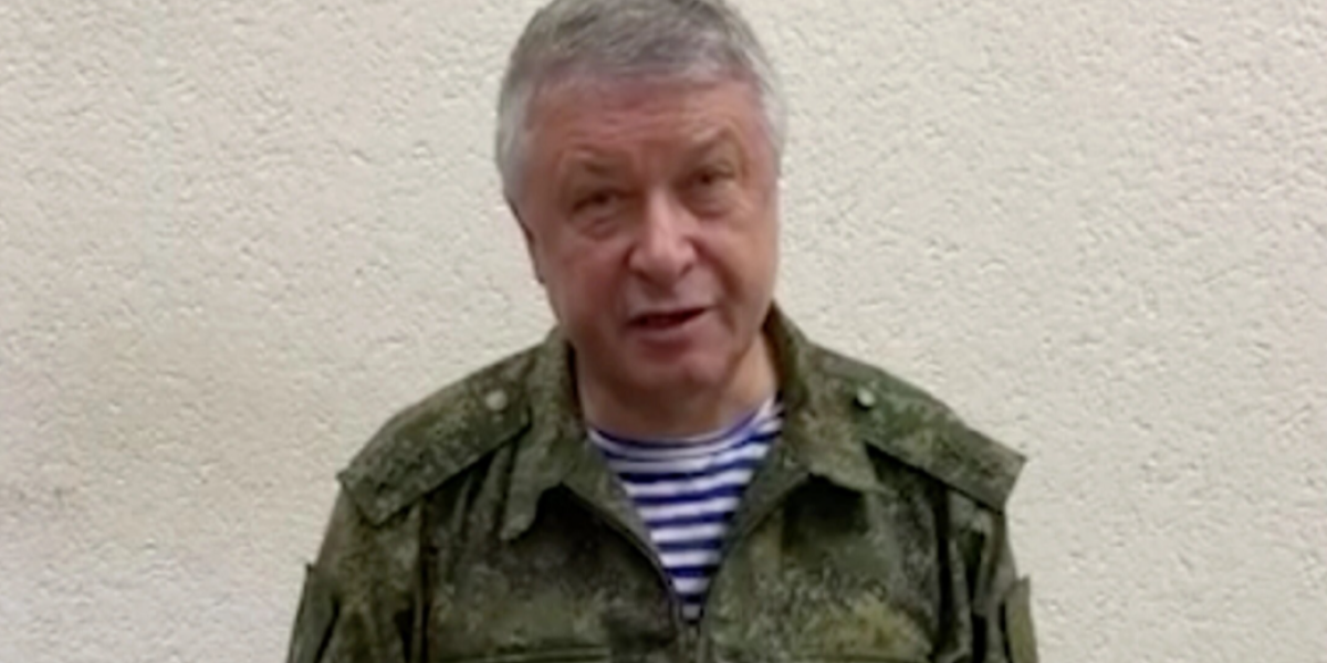 Генерал Алексеев был в шаге от Киева. Русские захватили Прибалтику? Кладбище видно из космоса Генерал Алексеев был в шаге от Киева. Русские захватили Прибалтику? Кладбище видно из космоса