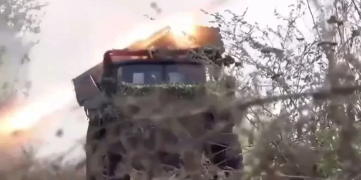 Огненный вал над тылом: как ФАБ-3000 топит логистику ВСУ, а дроны достают до Харькова Огненный вал над тылом: как ФАБ-3000 топит логистику ВСУ, а дроны достают до Харькова